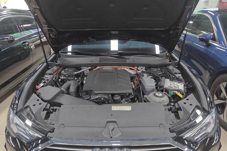 Used Audi A6L New Energy 2020 55 TFSI e quattro Engine Bay
