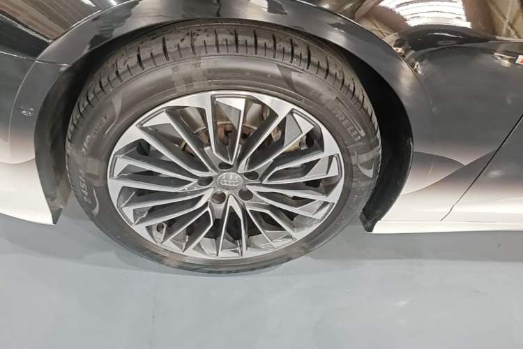 Used Audi A6L New Energy 2020 55 TFSI e quattro Exterior 4