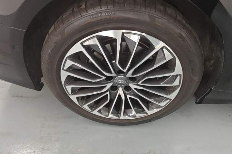 Used Audi A6L New Energy 2020 55 TFSI e quattro Exterior 5