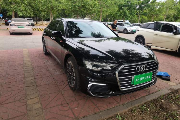 Used Audi A6L New Energy 2020 55 TFSI e quattro Front Right 45 Deg