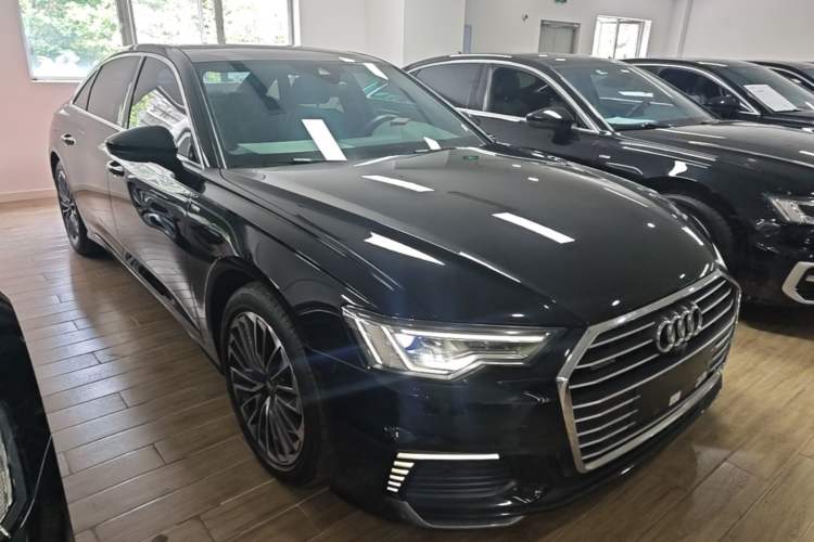 Used Audi A6L New Energy 2020 55 TFSI e quattro Front Right 45 Deg
