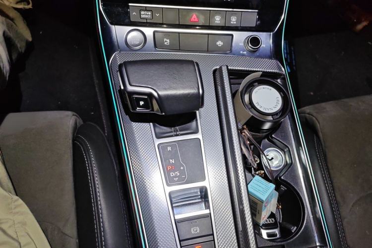 Used Audi A6L New Energy 2020 55 TFSI e quattro Gear Lever