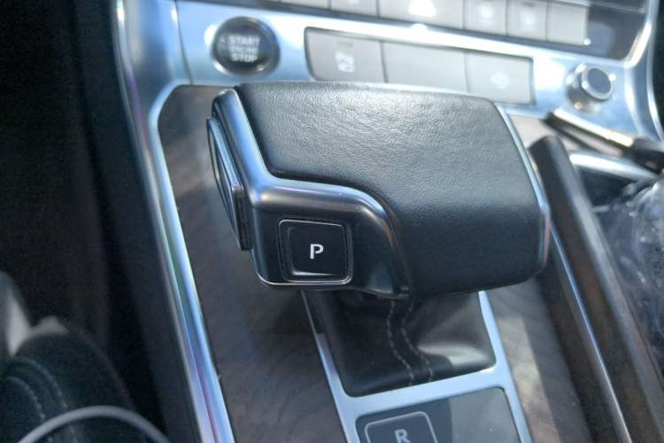 Used Audi A6L New Energy 2020 55 TFSI e quattro Gear Lever