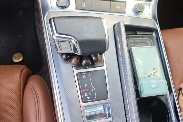 Used Audi A6L New Energy 2020 55 TFSI e quattro Gear Lever