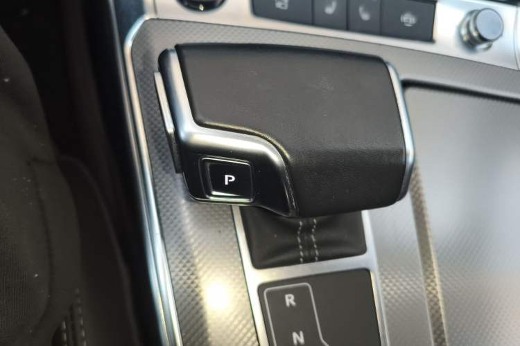 Used Audi A6L New Energy 2020 55 TFSI e quattro Gear Lever