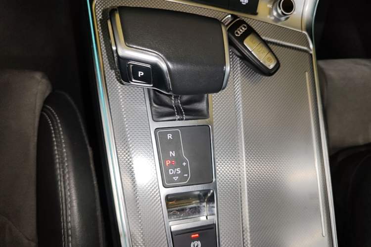 Used Audi A6L New Energy 2020 55 TFSI e quattro Gear Lever