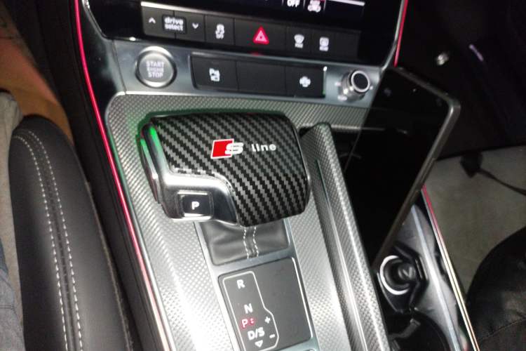 Used Audi A6L New Energy 2020 55 TFSI e quattro Gear Lever