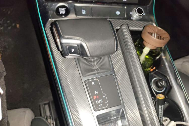 Used Audi A6L New Energy 2020 55 TFSI e quattro Gear Lever