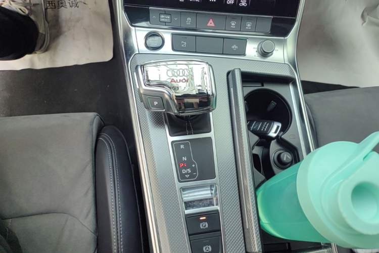 Used Audi A6L New Energy 2020 55 TFSI e quattro Gear Lever