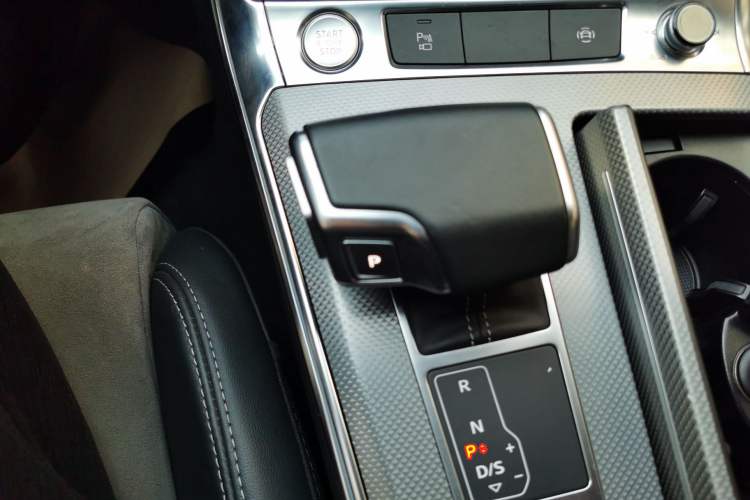 Used Audi A6L New Energy 2020 55 TFSI e quattro Gear Lever
