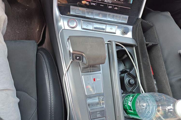 Used Audi A6L New Energy 2020 55 TFSI e quattro Gear Lever