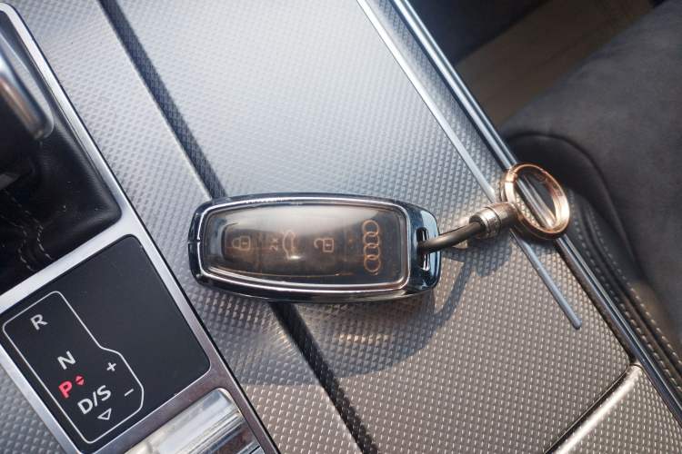 Used Audi A6L New Energy 2020 55 TFSI e quattro Interior 1