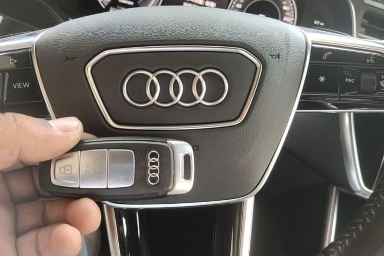 Used Audi A6L New Energy 2020 55 TFSI e quattro Interior 1
