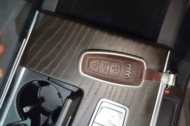 Used Audi A6L New Energy 2020 55 TFSI e quattro Interior 1