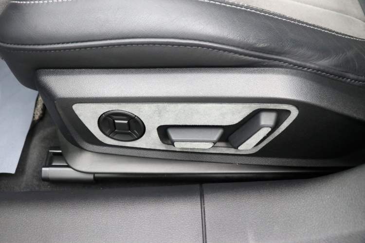 Used Audi A6L New Energy 2020 55 TFSI e quattro Interior 14