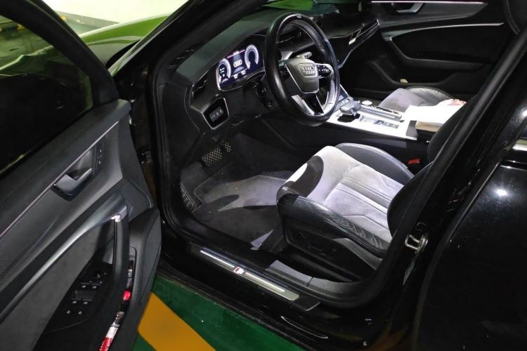 Used Audi A6L New Energy 2020 55 TFSI e quattro Interior 3