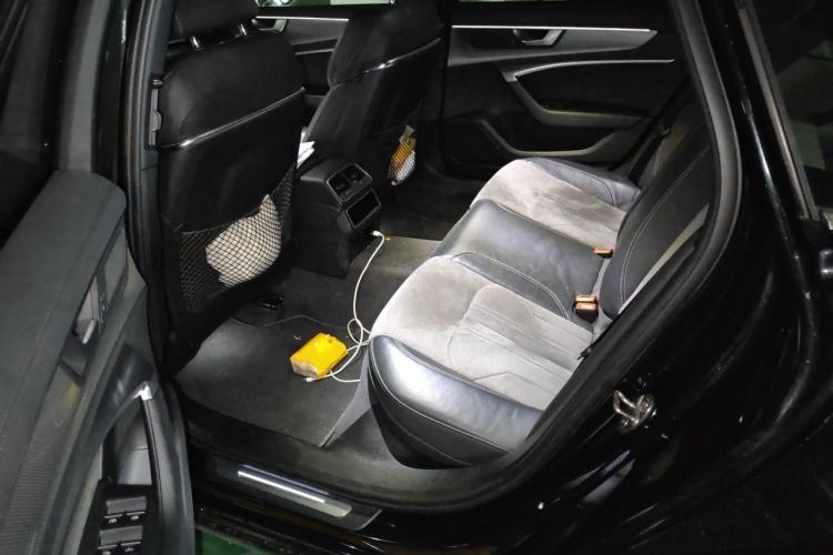 Used Audi A6L New Energy 2020 55 TFSI e quattro Interior 4