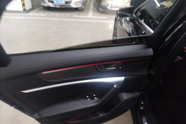 Used Audi A6L New Energy 2020 55 TFSI e quattro Interior 8