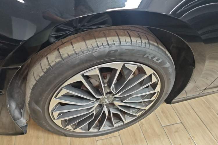 Used Audi A6L New Energy 2020 55 TFSI e quattro Left Front Wheel Hub