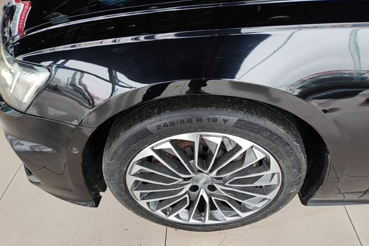 Used Audi A6L New Energy 2020 55 TFSI e quattro Left Front Wheel Hub