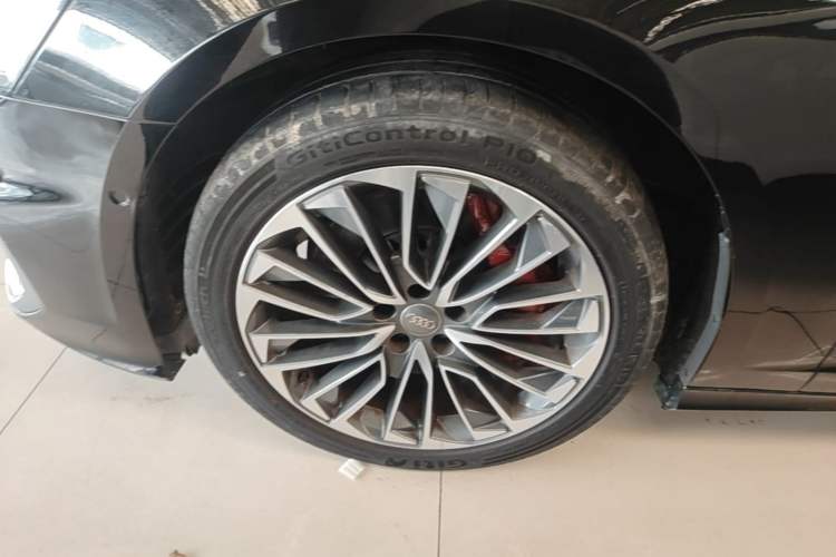 Used Audi A6L New Energy 2020 55 TFSI e quattro Left Front Wheel Hub