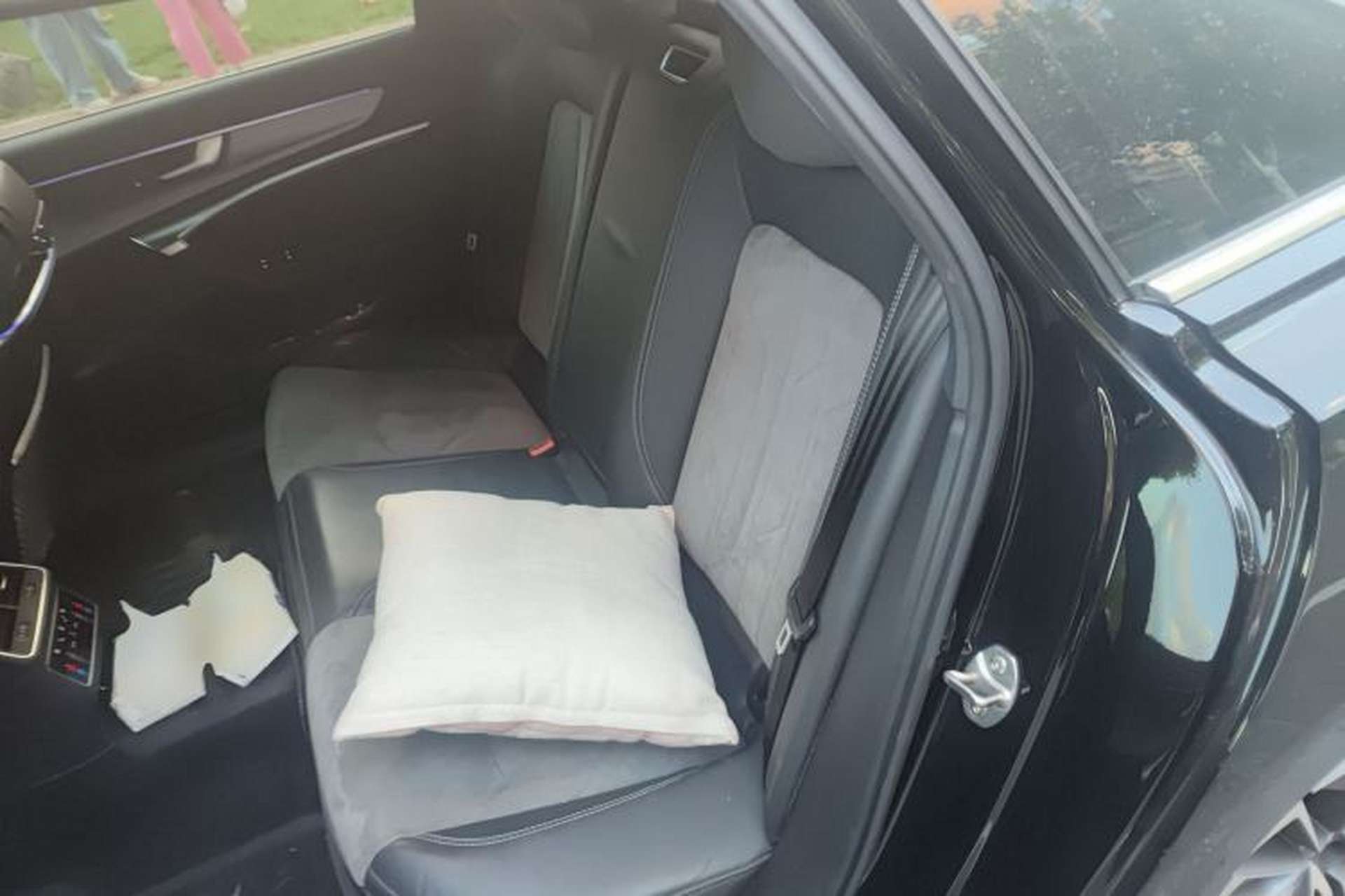 Used Audi A6L New Energy 2020 55 TFSI e quattro Left Rear Seat