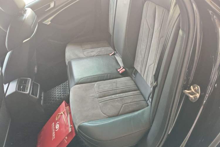 Used Audi A6L New Energy 2020 55 TFSI e quattro Left Rear Seat