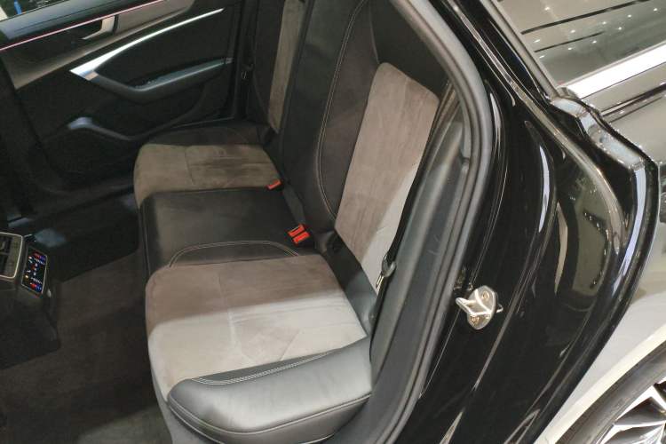 Used Audi A6L New Energy 2020 55 TFSI e quattro Left Rear Seat