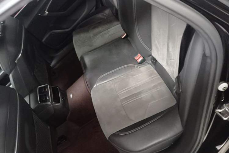 Used Audi A6L New Energy 2020 55 TFSI e quattro Left Rear Seat