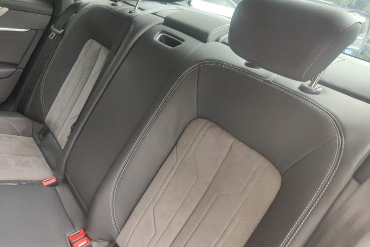 Used Audi A6L New Energy 2020 55 TFSI e quattro Left Rear Seat
