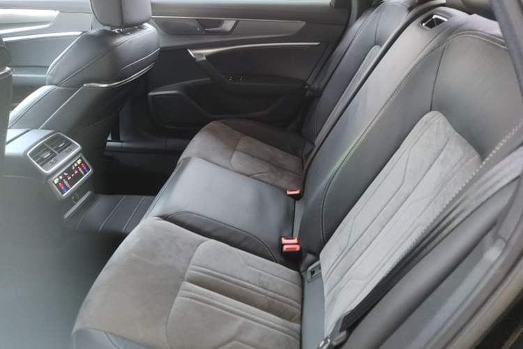 Used Audi A6L New Energy 2020 55 TFSI e quattro Left Rear Seat