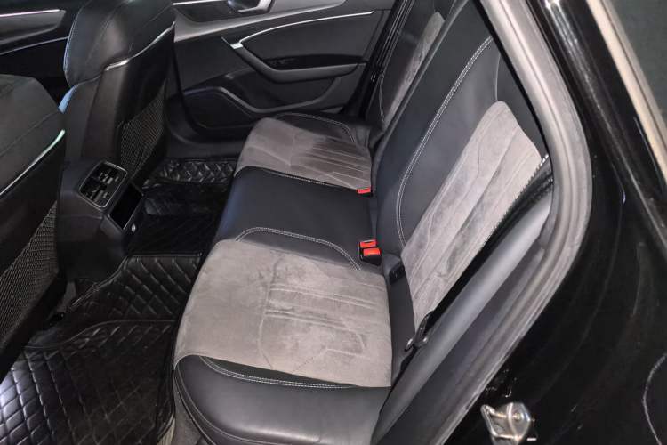 Used Audi A6L New Energy 2020 55 TFSI e quattro Left Rear Seat