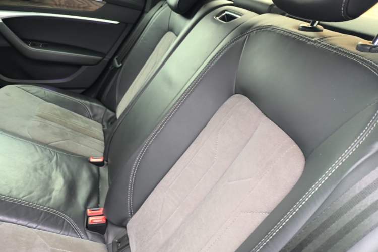 Used Audi A6L New Energy 2020 55 TFSI e quattro Left Rear Seat