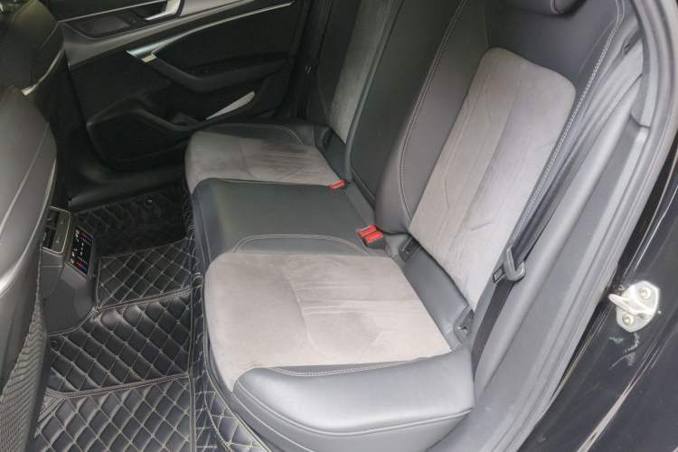 Used Audi A6L New Energy 2020 55 TFSI e quattro Left Rear Seat