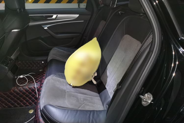 Used Audi A6L New Energy 2020 55 TFSI e quattro Left Rear Seat