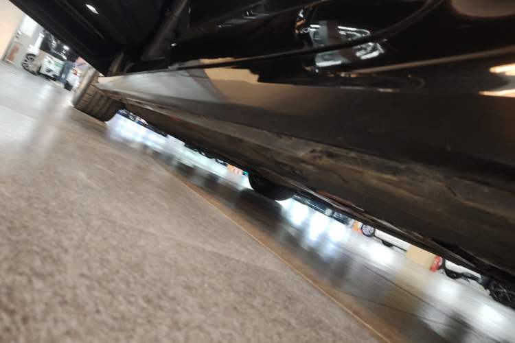 Used Audi A6L New Energy 2020 55 TFSI e quattro Left Side Sill