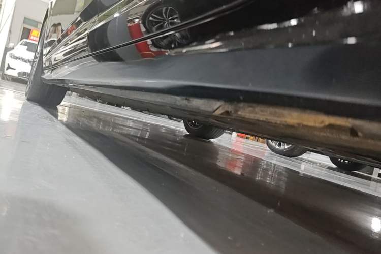 Used Audi A6L New Energy 2020 55 TFSI e quattro Left Side Sill