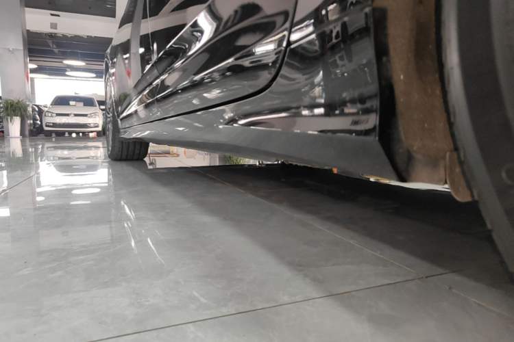 Used Audi A6L New Energy 2020 55 TFSI e quattro Left Side Sill