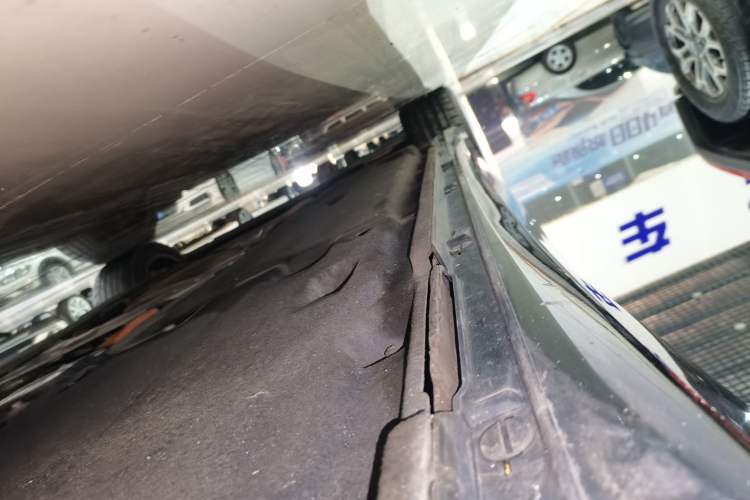 Used Audi A6L New Energy 2020 55 TFSI e quattro Left Side Sill