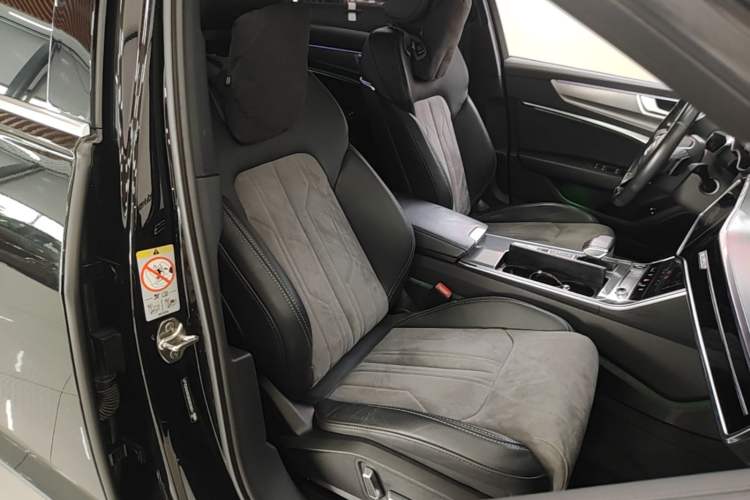 Used Audi A6L New Energy 2020 55 TFSI e quattro Right Front Seat