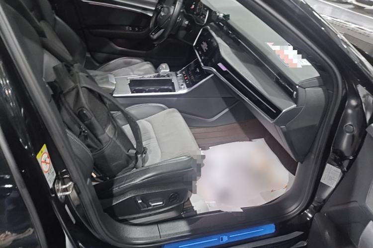 Used Audi A6L New Energy 2020 55 TFSI e quattro Right Front Seat