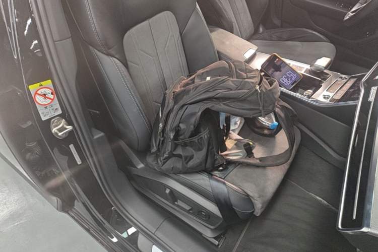 Used Audi A6L New Energy 2020 55 TFSI e quattro Right Front Seat
