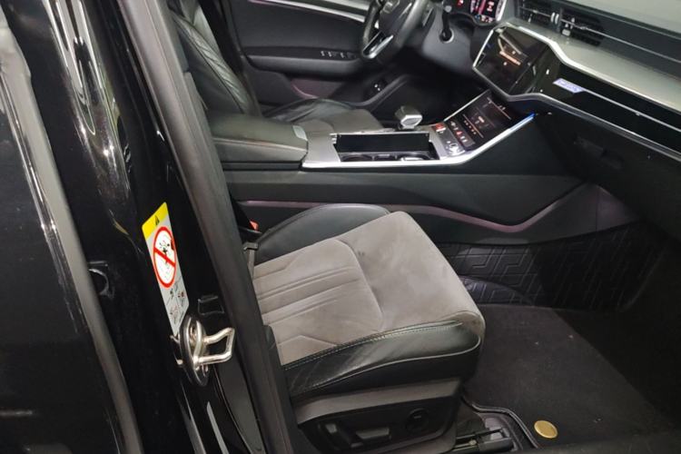 Used Audi A6L New Energy 2020 55 TFSI e quattro Right Front Seat