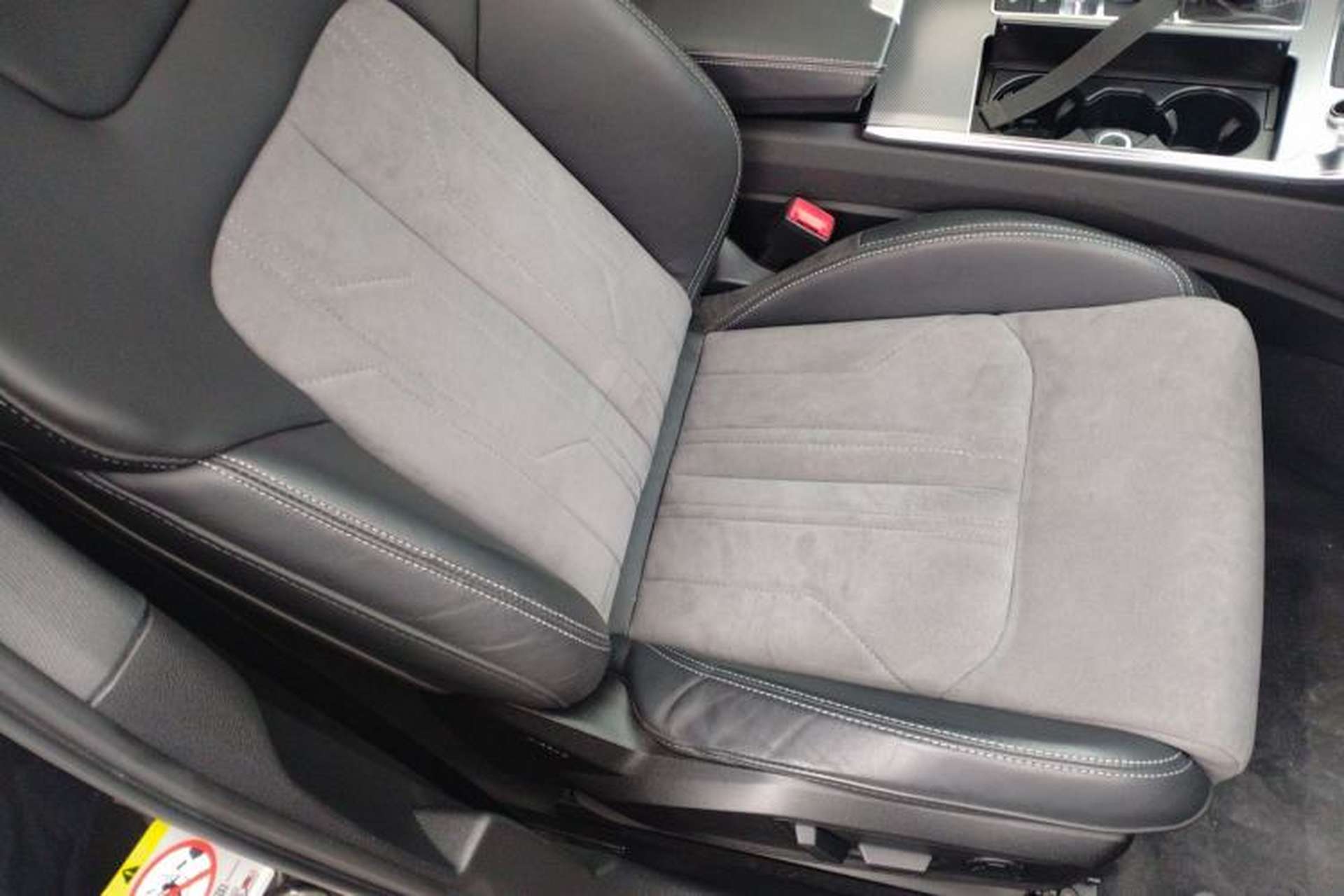 Used Audi A6L New Energy 2020 55 TFSI e quattro Right Front Seat