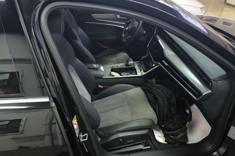 Used Audi A6L New Energy 2020 55 TFSI e quattro Right Front Seat