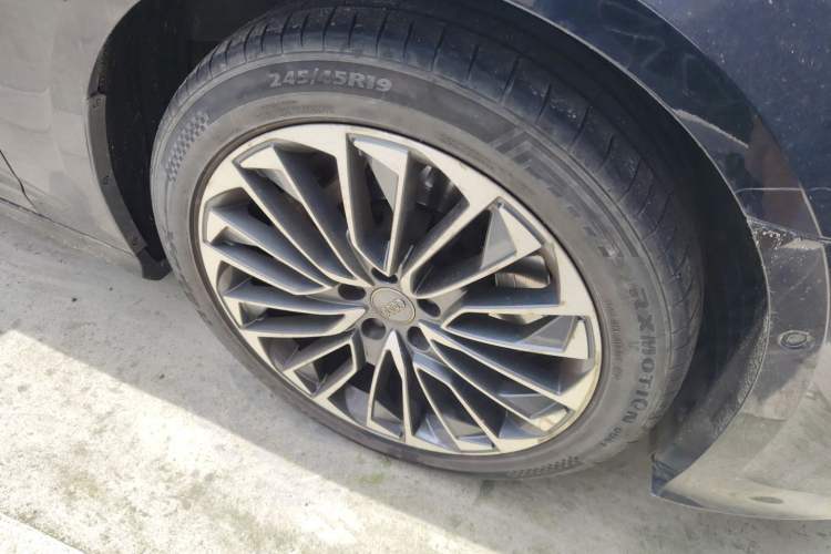 Used Audi A6L New Energy 2020 55 TFSI e quattro Right Front Wheel Hub