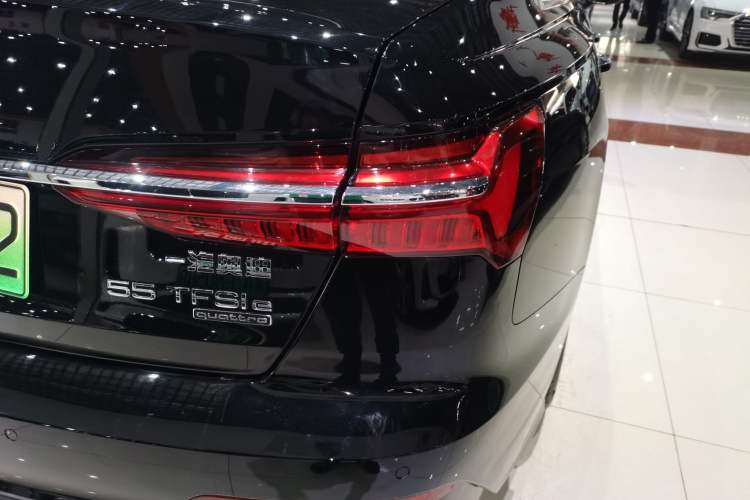 Used Audi A6L New Energy 2020 55 TFSI e quattro Right Rear Taillight