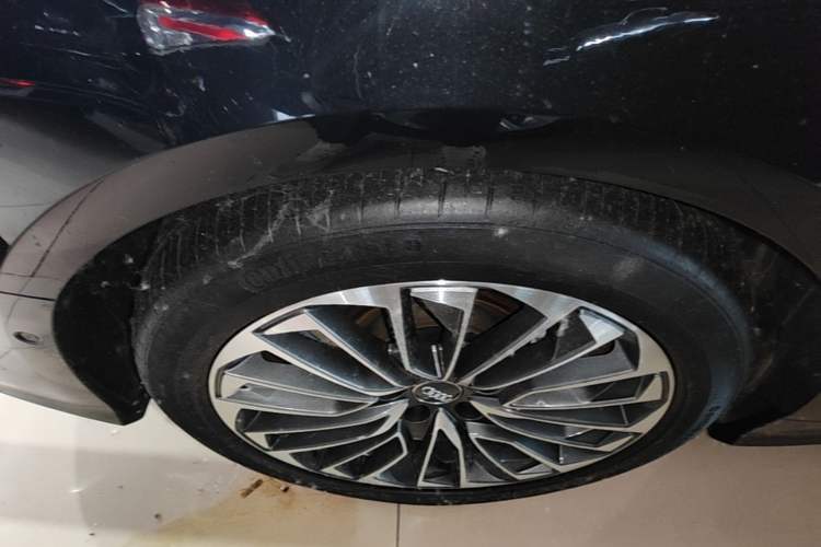 Used Audi A6L New Energy 2020 55 TFSI e quattro Right Rear Wheel Hub