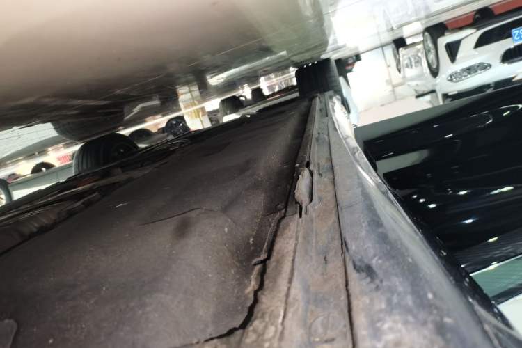 Used Audi A6L New Energy 2020 55 TFSI e quattro Right Side Sill