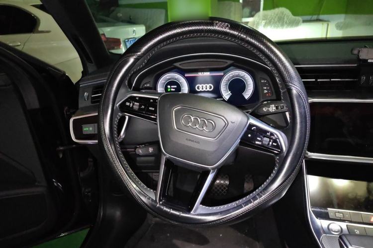 Used Audi A6L New Energy 2020 55 TFSI e quattro Steering Wheel